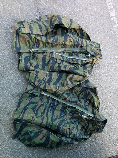 Army & Navy Surplus Shop «Army Navy Sales», reviews and photos, 3100 N Lincoln Ave, Chicago, IL 60657, USA