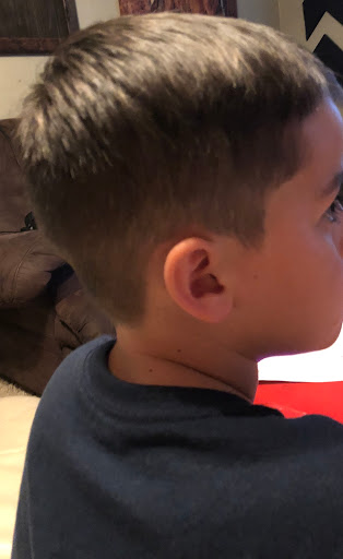 Barber Shop «Tailor made barbershop», reviews and photos, 566-588 E 9 Mile Rd, Pensacola, FL 32514, USA