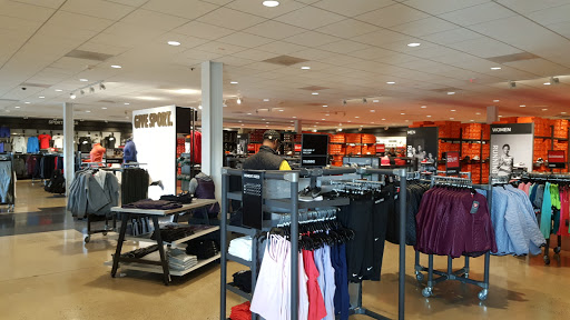 Clothing Store «Nike Factory Store», reviews and photos, 603 Stanley K Tanger Dr, Lancaster, PA 17602, USA