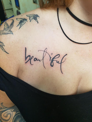 Tattoo Shop «Island Tattoo & Piercings», reviews and photos, 6600 Manatee Ave W, Bradenton, FL 34209, USA