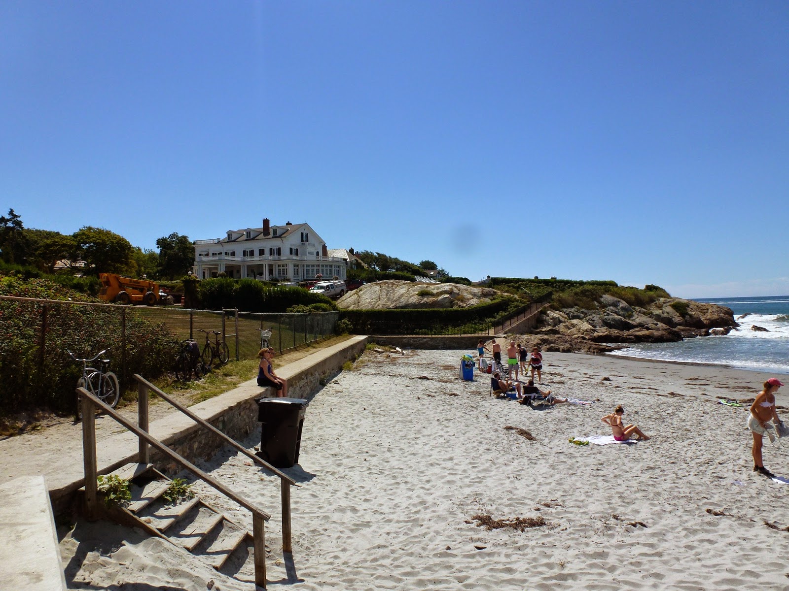 Foto av Bailey Beach med rymlig bukt