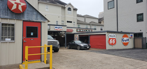 1208 Montrose Blvd, Houston, TX 77019, USA