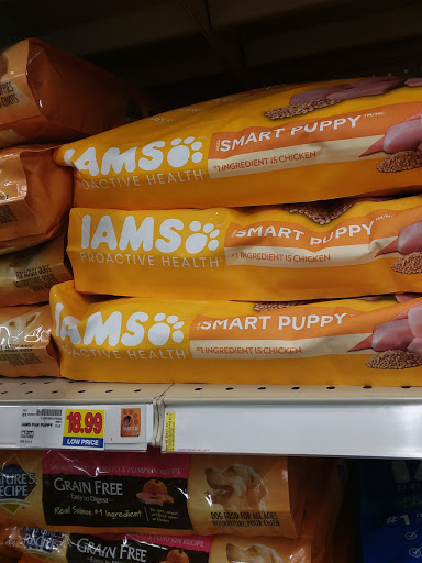 Grocery Store «Kroger», reviews and photos, 175 Lancaster Pike, Circleville, OH 43113, USA