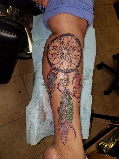 Tattoo Shop «Tattoo Mayhem», reviews and photos, 1510-A Castle Hill Ave, Bronx, NY 10462, USA