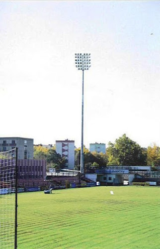 LajtaTech Kft.Köz-, tér-, dísz és stadion világítási kandeláber oszlopok Magyarország.Stadion és sportpálya világítási oszlopok értékesítése, szerelése.