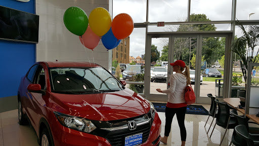 Honda Dealer «Richfield Bloomington Honda», reviews and photos, 501 W 77th St, Richfield, MN 55423, USA