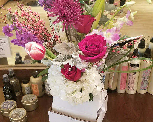 Florist «KM Designs - Flowers for All Occasions», reviews and photos, 15 James P. Kelly Way F, Middletown, NY 10940, USA