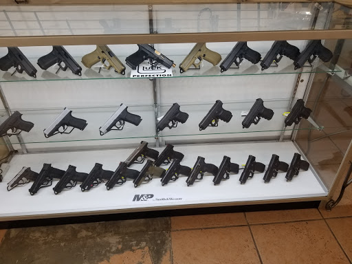 Pawn Shop «Mega Pawn & Jewelry», reviews and photos, 4006 W Vine St, Kissimmee, FL 34741, USA