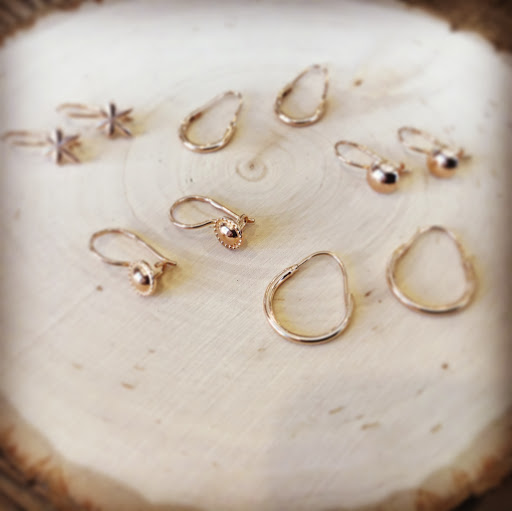 Jewelry Store «MUSE», reviews and photos, 279 Water St, Warren, RI 02885, USA