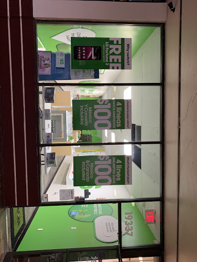 Cell Phone Store «Cricket Wireless Authorized Retailer», reviews and photos, 19337 S Dixie Hwy, Cutler Bay, FL 33157, USA