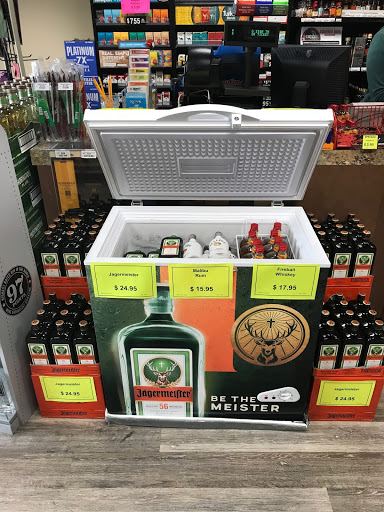 Liquor Store «Oak Grove Liquor Store», reviews and photos, 14632 SE McLoughlin Blvd, Portland, OR 97267, USA