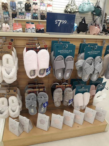 Department Store «Marshalls», reviews and photos, 2544 N Narragansett Ave, Chicago, IL 60707, USA