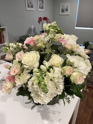 Florist «Princess Flowers», reviews and photos, 3857 Foothill Blvd, Glendale, CA 91214, USA