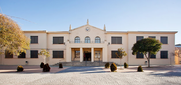 Centro Docente Privado Escuelas Profesionales de la Sagrada Familia Av. de Europa, 1, 23680 Alcalá la Real, Jaén, España