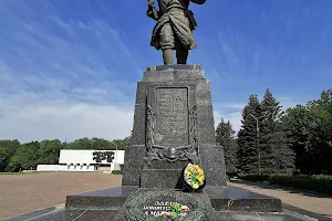 Monument to Alexander Matrosov image