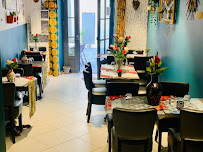 Atmosphère du Restaurant africain MAMAN ASSITAN à Hyères - n°9