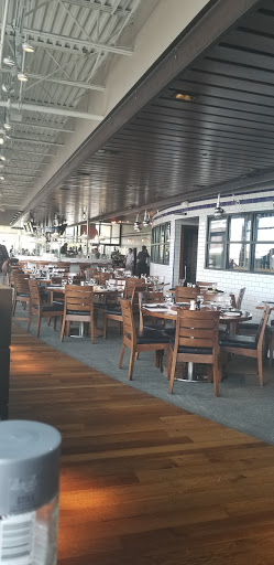 Coffee Shop «Starbucks», reviews and photos, 37 Forbes Rd, Braintree, MA 02184, USA