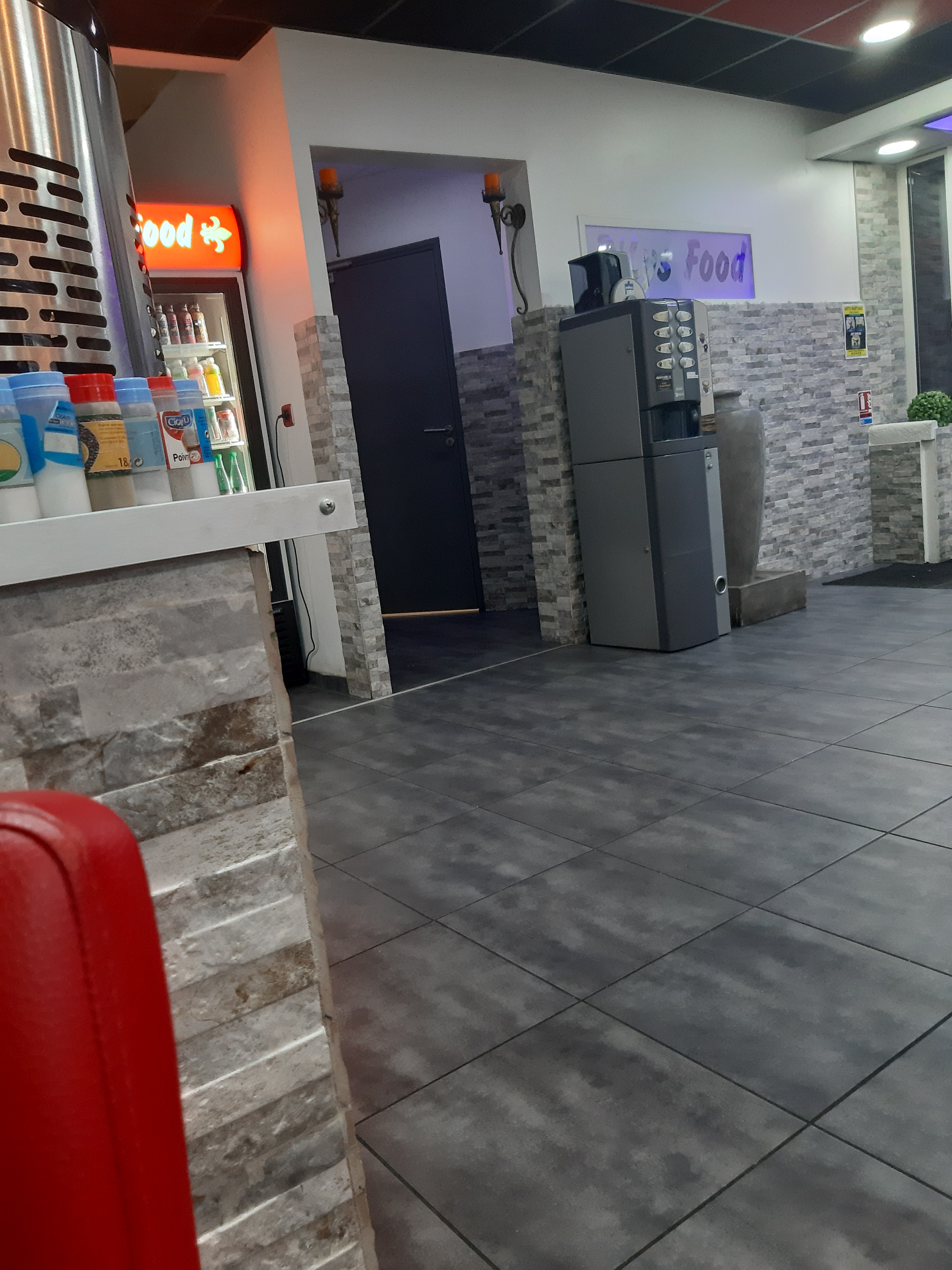 Photo n° 1 de l'avis de scarlett9500. fait le 14/09/2019 à 16:12