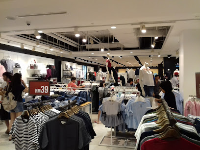 Padini Concept Store Mid Valley Megamall