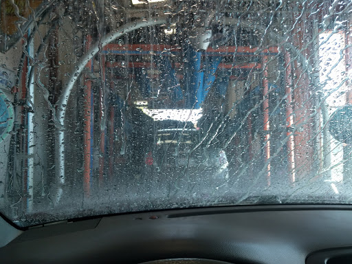 Car Wash «Fast5Xpress Car Wash Monrovia», reviews and photos, 935 E Huntington Dr, Monrovia, CA 91016, USA