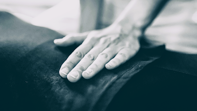 Tao du Ventre (massage Chi Nei Tsang) à Paris