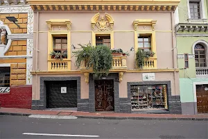 Hotel La Basílica Quito image