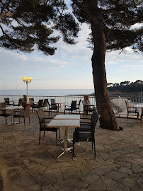 Atmosphère du Restaurant français La Villa Madrigal - Restaurant Carry-le-Rouet - n°18