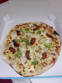Salami du Pizzeria Pizz'mania à Saint-Malo - n°1