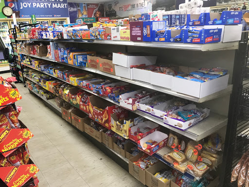 Liquor Store «Joy Party Mart», reviews and photos, 24531 Henry B Joy Blvd, Harrison Charter Township, MI 48045, USA