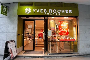 Yves Rocher image