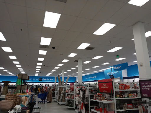 Clothing Store «Ross Dress for Less», reviews and photos, 5220 Memorial Dr, Stone Mountain, GA 30083, USA