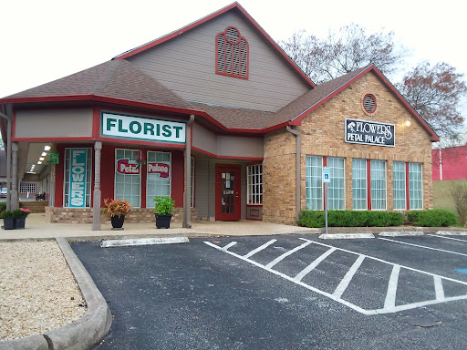 Florist «Petal Palace», reviews and photos, 15033 Nacogdoches Rd # 300, San Antonio, TX 78247, USA