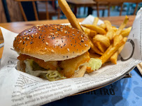 Hamburger du Restaurant de spécialités à base de poisson-pêcheur Le Fish'tro à Vélizy-Villacoublay - n°17
