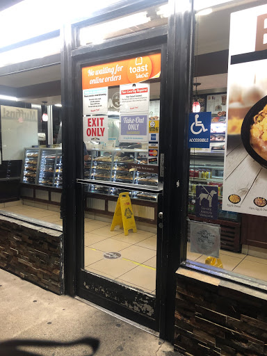 Donut Shop «Yum Yum Donuts», reviews and photos, 320 17th St, Santa Ana, CA 92706, USA