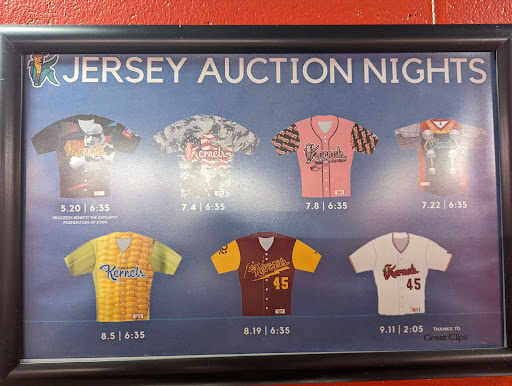 Stadium «Veterans Memorial Stadium», reviews and photos, 950 Rockford Rd SW, Cedar Rapids, IA 52404, USA