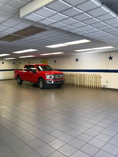 Ford Dealer «Suburban Ford of Sterling Heights», reviews and photos, 40333 Van Dyke, Sterling Heights, MI 48313, USA