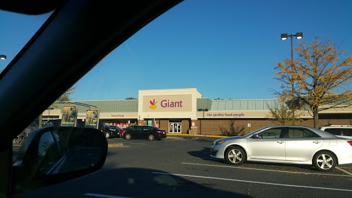 Grocery Store «Giant», reviews and photos, 13060 Middlebrook Road, Germantown, MD 20874, USA