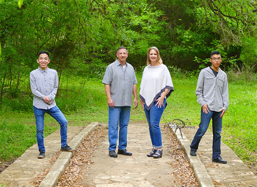 Couples photographer San Antonio