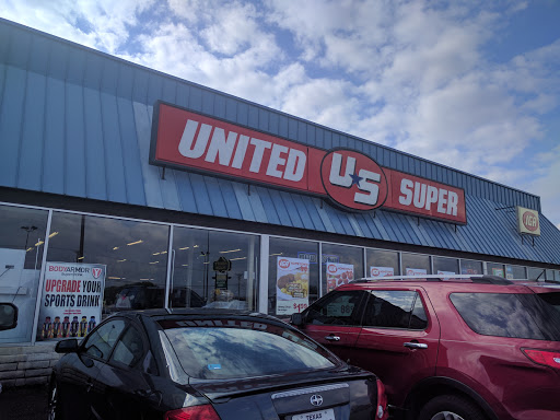 Grocery Store «United Super IGA», reviews and photos, 201 N Hewitt Dr, Hewitt, TX 76643, USA