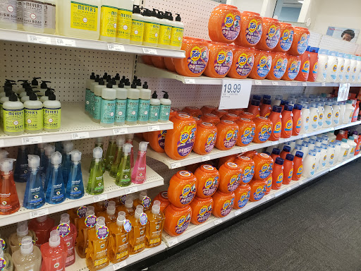 Department Store «Target», reviews and photos, 2209 Howard St, Evanston, IL 60202, USA