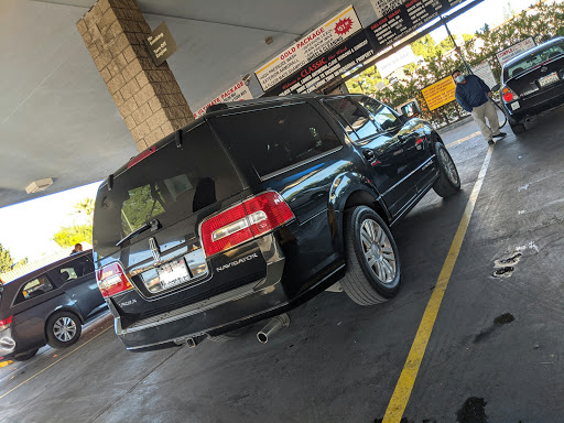 Car Wash «Classic Car Wash», reviews and photos, 18470 Devonshire St, Northridge, CA 91325, USA