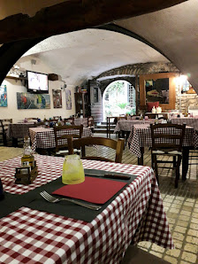 Pizzeria Frantoio del vicolo DiVino Via Pio Salvati, 19, 03012 Anagni FR, Italia