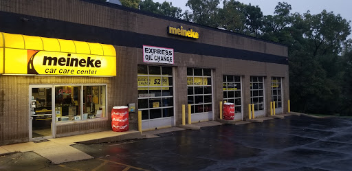 Auto Repair Shop «Meineke Car Care Center», reviews and photos, 1301 N Lake St, Aurora, IL 60506, USA