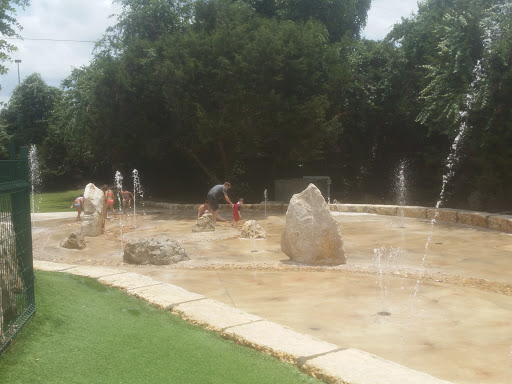 Water Park «The Quarry Splash Pad at Williamson County Southwest Regional Park», reviews and photos, 3005 County Road 175, Leander, TX 78641, USA