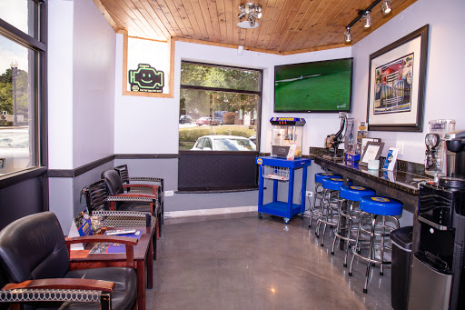 Auto Repair Shop «Norwood Auto Service», reviews and photos, 6055 N Northwest Hwy, Chicago, IL 60631, USA