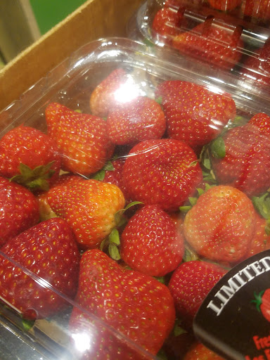 Grocery Store «Safeway», reviews and photos, 2010 Freedom Blvd, Freedom, CA 95019, USA