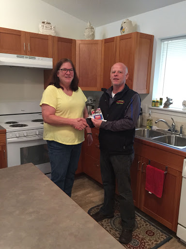 Grocery Store «Grocery Outlet Bargain Market», reviews and photos, 52115 SW Chinook Plaza, Scappoose, OR 97056, USA