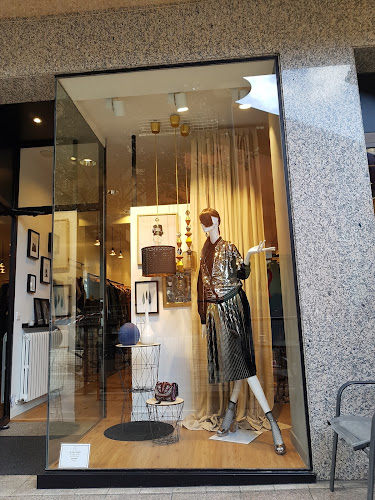 Comentarii opinii despre LBD - Little Black Dress -