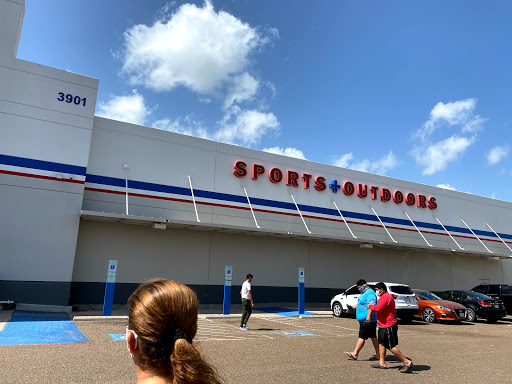 Sporting Goods Store «Academy Sports + Outdoors», reviews and photos, 3901 W Expy 83, McAllen, TX 78503, USA