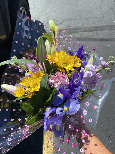 Florist «Garside Florist», reviews and photos, 6610 E Mill Plain Blvd, Vancouver, WA 98661, USA